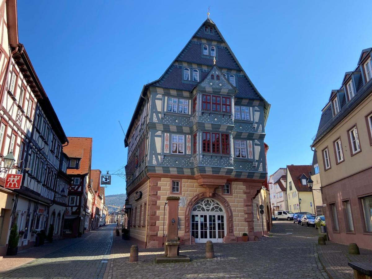 Hotel Zum Riesen - Aelteste Fuerstenherberge Deutschlands Miltenberg Exterior photo